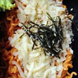 มาม่าเกาหลีชีส