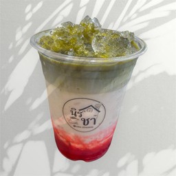 ชาเขียวนมสดสตอเบอรี่