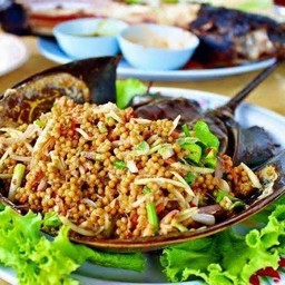 ยำไข่แมงดาทะเล