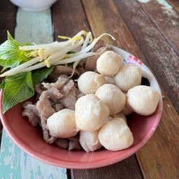 ชุดหมูลวกจิ้ม