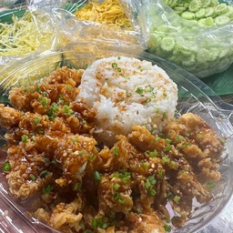 ข้าวไก่ทอด ซอสเกาหลี