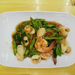 ผัดพริกขี้หนูสวน