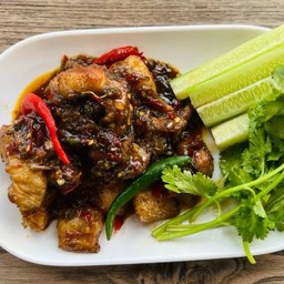 หมูสามชั้นผัดกะปิ
