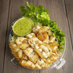 ไข่หมึกทอดกระเทียม