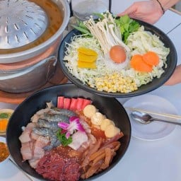 โต หมูกะทะ พานทอง สรีราชา