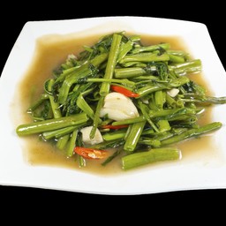 ကန်ဇွန်းရွက်ကြော်(အချို) ผักบุ้งไฟแดง STIR-FRY WATER SPINACH(SWEET)