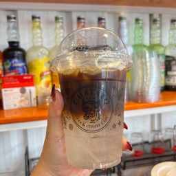 อเมริกาโน่น้ำผึ้ง