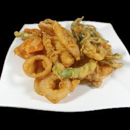 သီးရွက်စုံတံပူရာ ผักชูุบแป้งทอด VEGETABLE TEMPURA