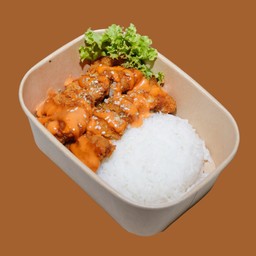 ข้าวไก่ทอดราดซอสชีส