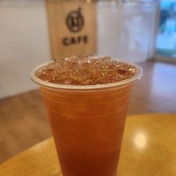 ชาพีช (ราคาไม่รวมท๊อปปิ้ง)