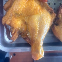 ไก่อบโอ่ง(น่องติดสะโพก)