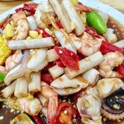 ยำไหลบัว ทะเล