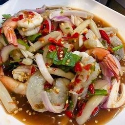 ยำไหลบัว กุ้ง ทูโทน