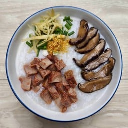 **โจ๊กหมูแดง เห็ดหอม 🐷