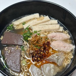 มาม่า หมูเด้ง