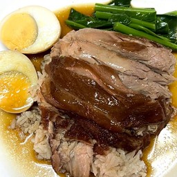 ข้าวขาหมู+ไข่