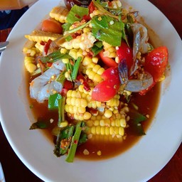 ยำข้าวโพด กุ้งสด+ปูม้า