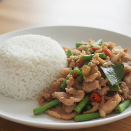ข้าวหมูผัดกะปิ