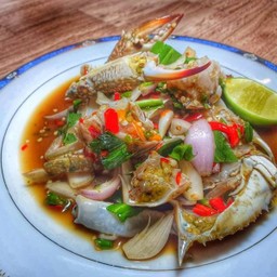 ยำปูม้าสด