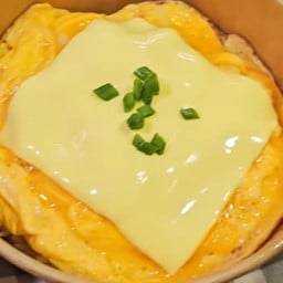 ข้าวไข่ข้นชีส