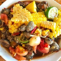 ยำข้าวโพด หอยแครงงงง