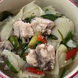 แกงไก่หน่อไม้ดอง