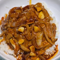 ข้าวหน้าหมูผัดซอลบุลโกกิ