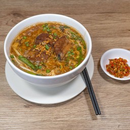 ဝက်သားကင်ကော်ရည်ခေါက်ဆွဲ   ราดหน้าหมี่หมูตุ๋น BBQ PORK STARCHY GRAVY NOODLE