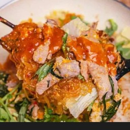 สุกี้ไก่แห้ง