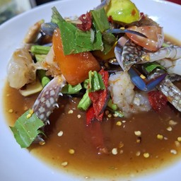 ยำปูม้าปลาร้า1แกงเห็ด1ข้าวเหนียว2