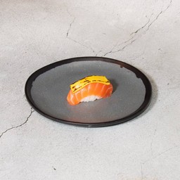 Sushi แซลมอนชีส