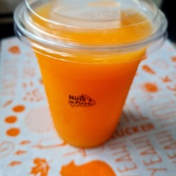 น้ำส้มคั้น