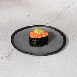 Sushi แซลมอนสับแซ่บ