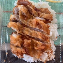 ข้าวหมูทอด(ราดข้าว)