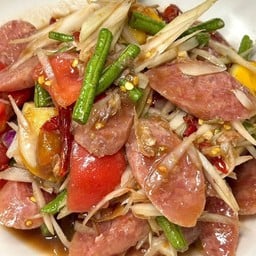 ตำแหนม อร่อยๆๆๆ