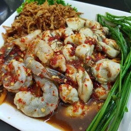ยำหอยนางรม+กุ้งสด