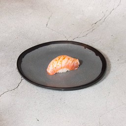 Sushi แซลมอนเบิร์น