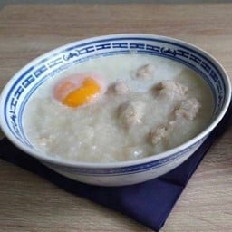 โจ๊กหมูเด้ง ไข่ลวก