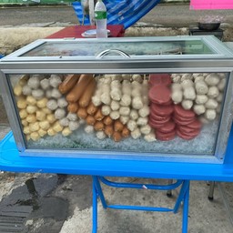 ลูกชิ้นปิ้ง ย่าง ทอด ยำรสเด็ด By..น้องเปี้ยก สาขา7-11 ศรีราชา-หนองค้อ