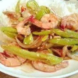 ข้าวราดพริกอ่อนกุ้ง
