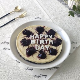 บลูเบอรี่ครีมชีสบราวนี่วันเกิด