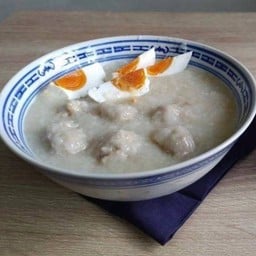 โจ๊กหมูเด้ง ไข่เค็ม