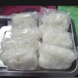 เส้นขนมจีน