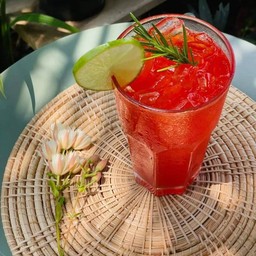 ฟิน เฮาส์