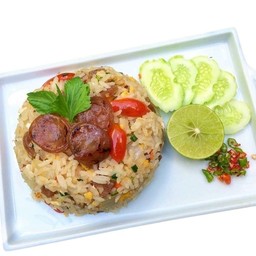 ข้าวผัดกุนเชียงทอด