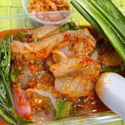ยำกุ้งแช่ใส่พริกเผานัวๆ 10 ตัว+หอมเจียว169 ฿
