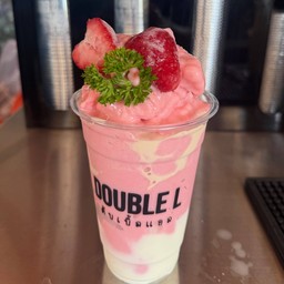 สตรอว์เบอร์รี่พิ้งค์กี้