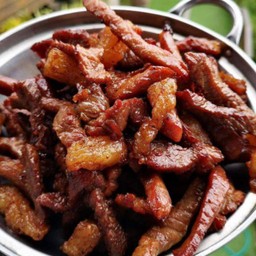 เนื้อทอด หอมๆนัวๆ