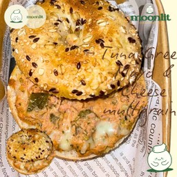 มัลติเกรนเบเกิ้ล ไส้ทูน่ากรีกมาโยแอนด์ชีส