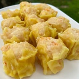 ลอง จีบ ไหม(Long jeeb mai)